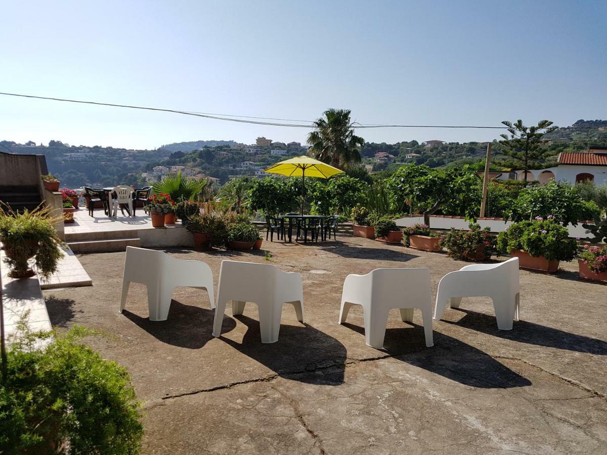 B&B Villa Sofa カーポ・ヴァチカーノ エクステリア 写真